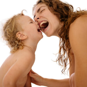 Oral health with essential oils